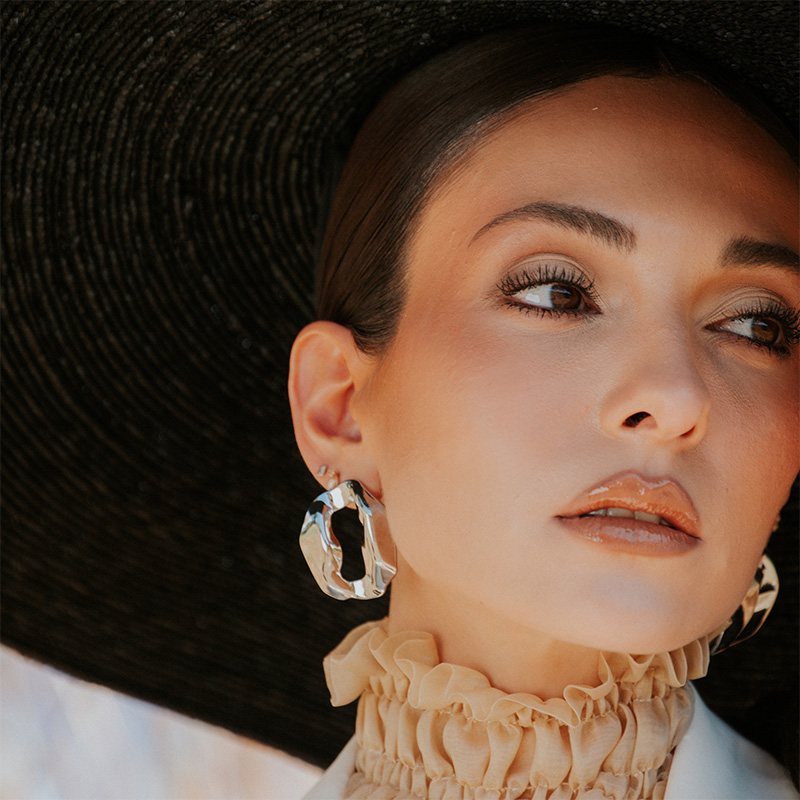 M&Aacute;SCARA WATERPOOF LONG COW LASHES PARA PESTA&Ntilde;AS LATINAS (M&Aacute;SCARA PARA PESTA&Ntilde;AS)